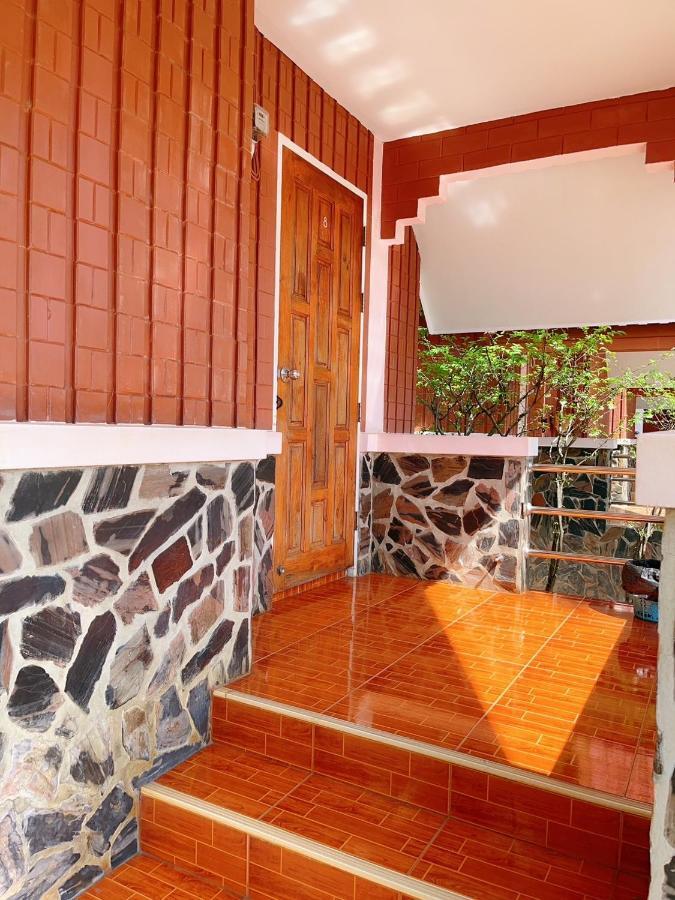Bunraksa Resort Hotel Kamphaeng Phet Eksteriør bilde