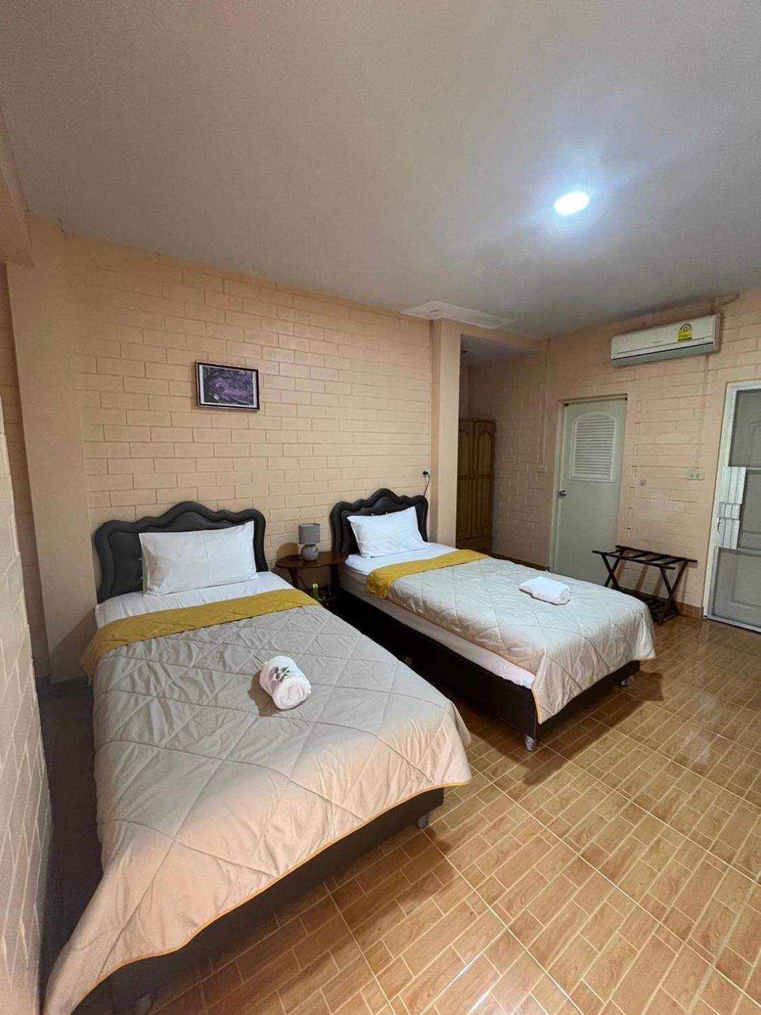 Bunraksa Resort Hotel Kamphaeng Phet Eksteriør bilde