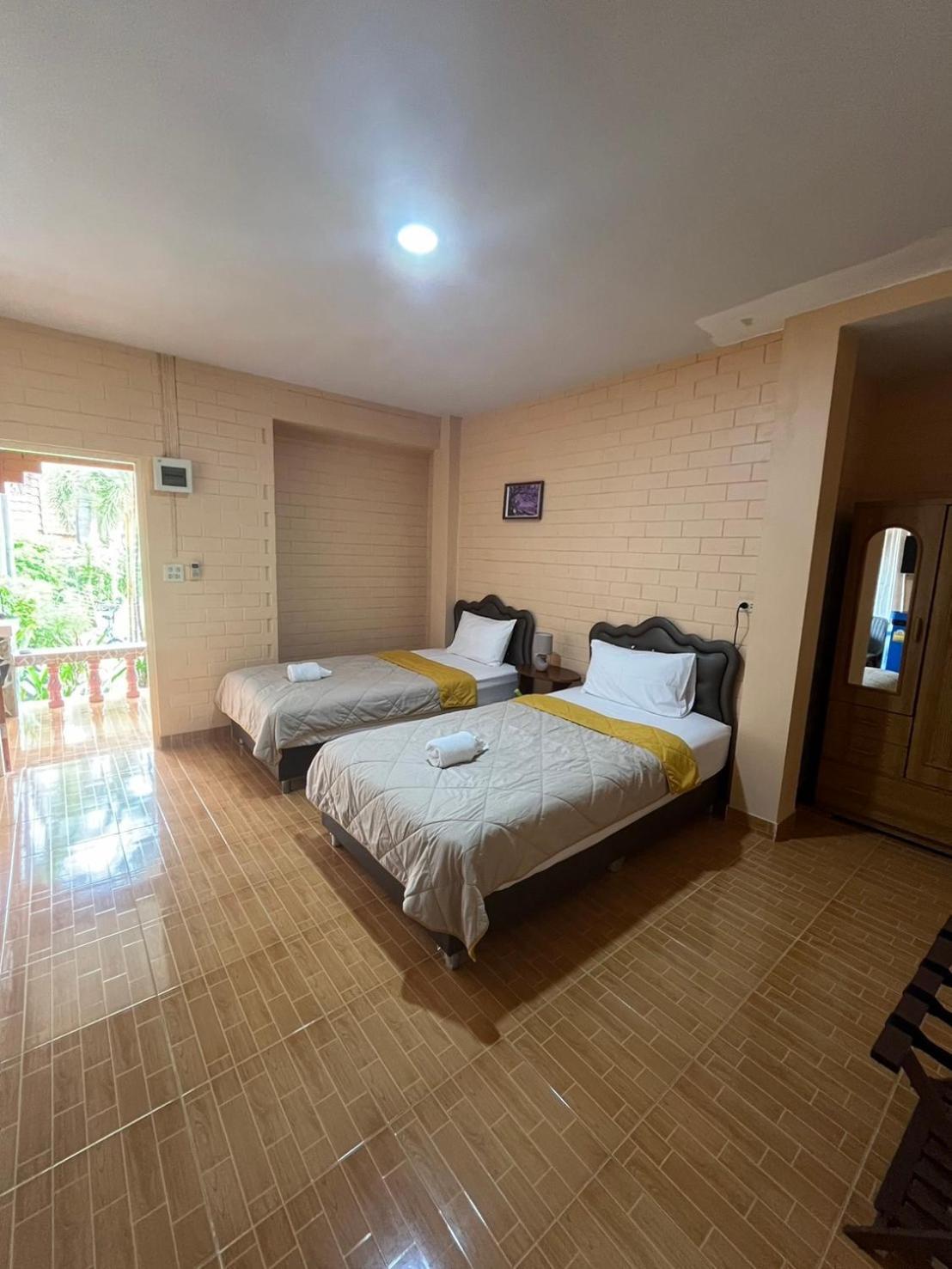 Bunraksa Resort Hotel Kamphaeng Phet Eksteriør bilde